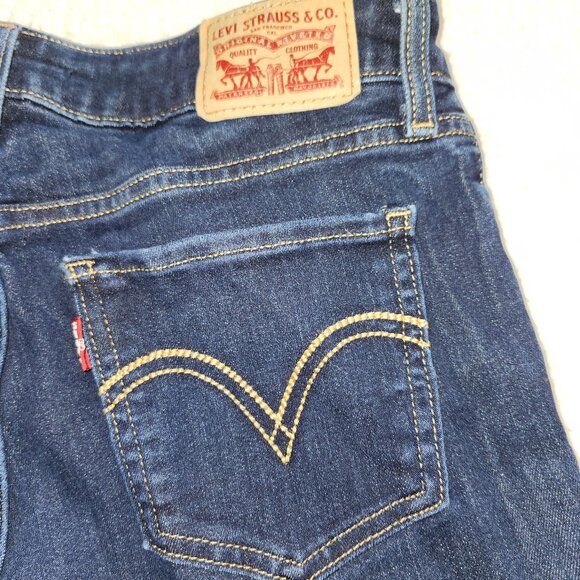 Womens Levis jeans - Picture 1 of 5